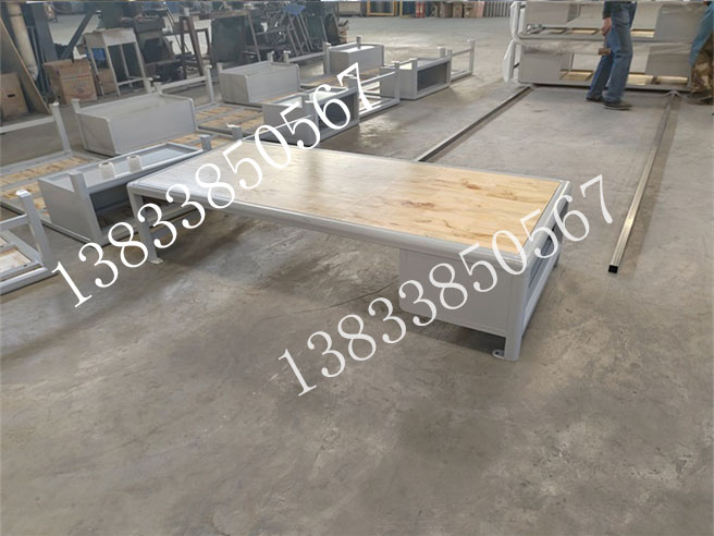 琼中监狱床具